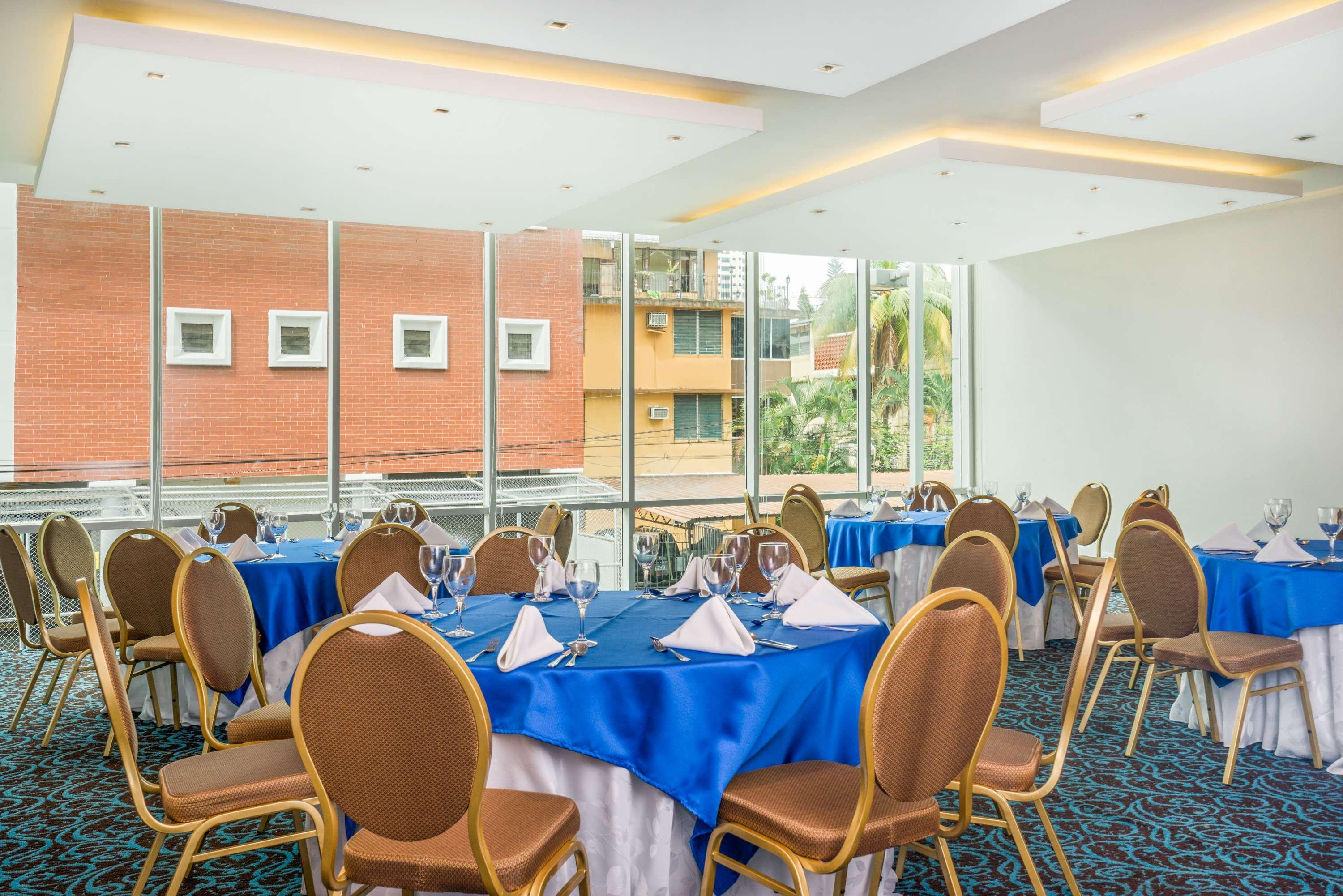 Ramada Plaza By Wyndham Panama Punta Pacifica Hotel Exterior photo