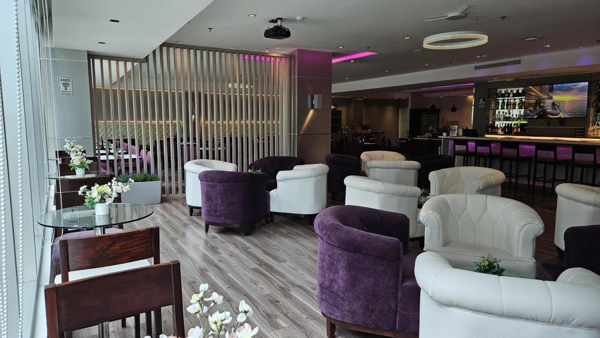 Ramada Plaza By Wyndham Panama Punta Pacifica Hotel Exterior photo