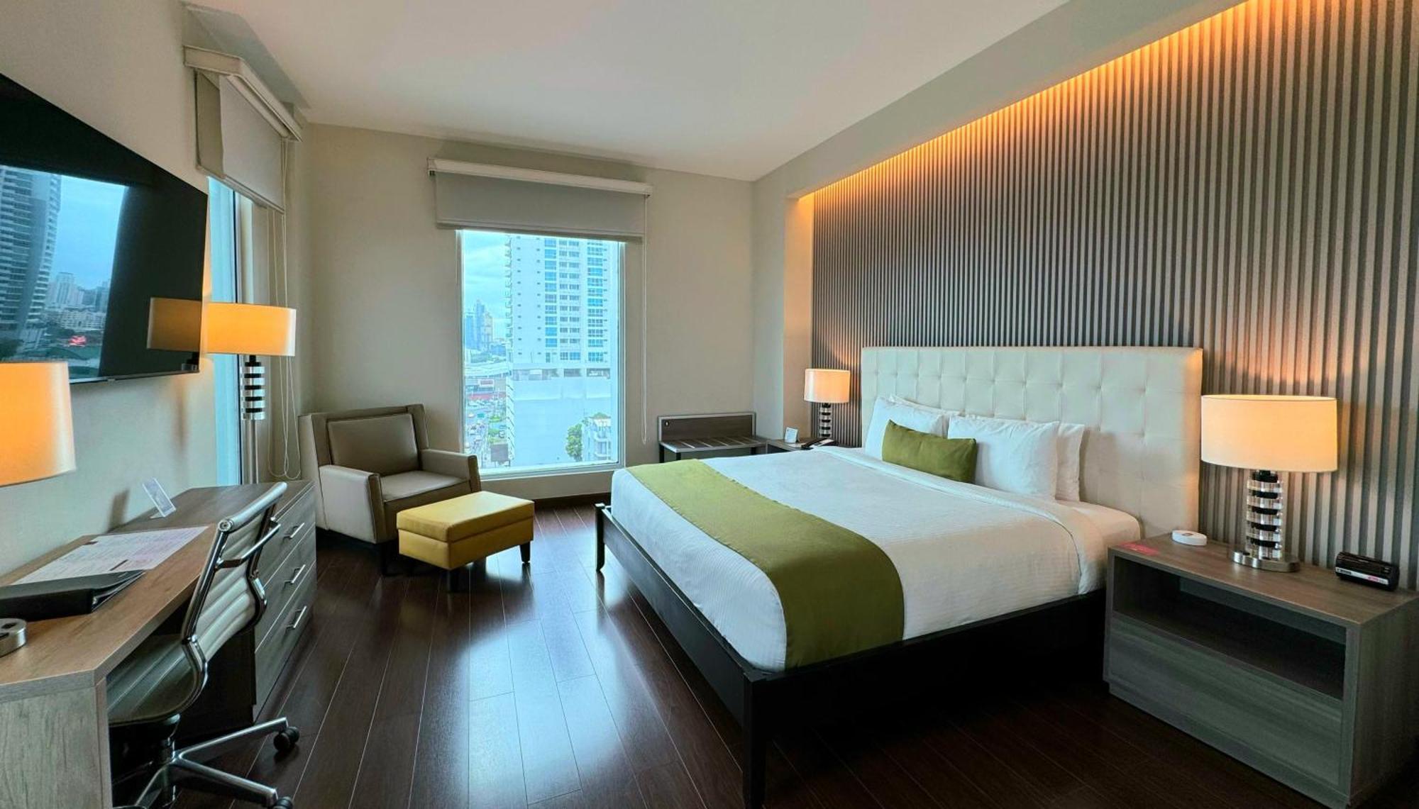 Ramada Plaza By Wyndham Panama Punta Pacifica Hotel Exterior photo